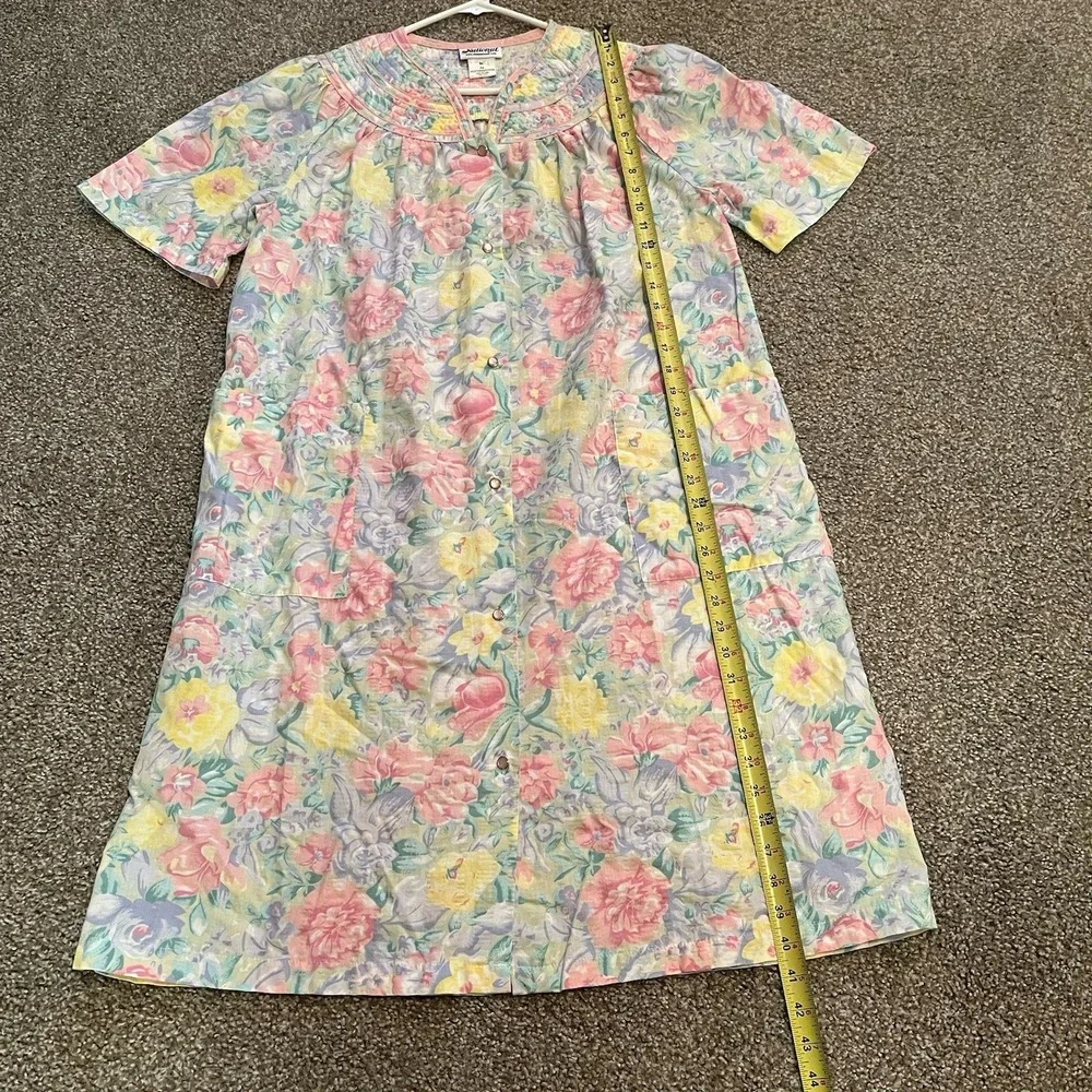 VTG National Housecoat M Pastel  Floral Robe‎ Pockets Grannycore Trad Wife